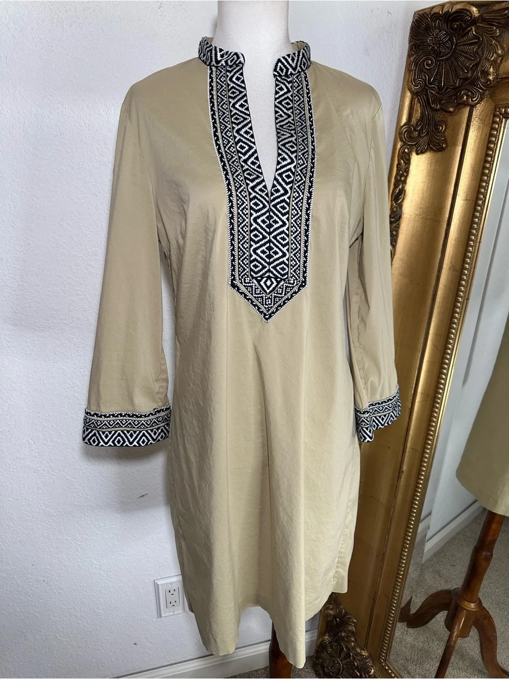 Tory Burch 3/4 Sleeve Embroidered Placket & Cuff Detail Cotton Tunic Dress